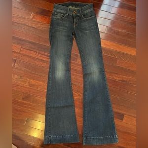 J brand Lovestory Jeans size 25